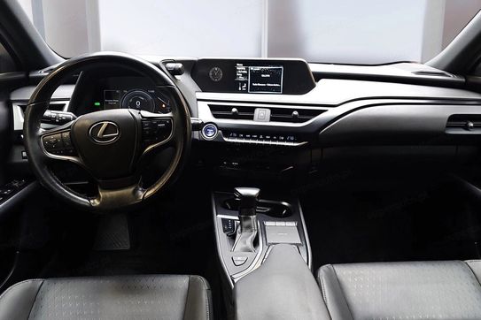 Lexus UX 250h F Impression 2WD