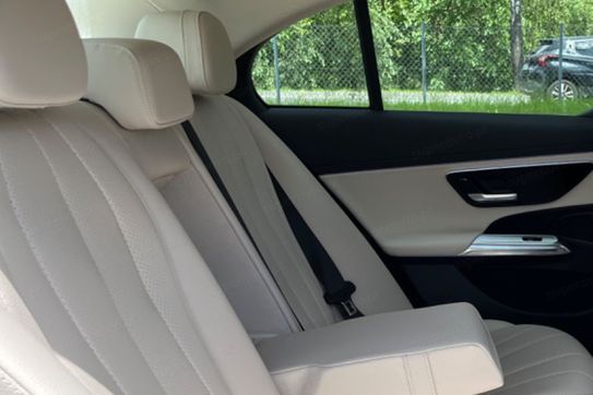 Mercedes Klasa E 200  4-Matic Avantgarde