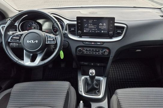 Kia Ceed 1.5 T-GDI M