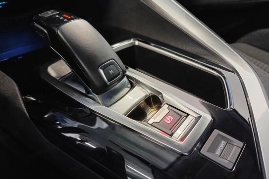 Peugeot 5008 1.6 BlueHDI Allure S&S EAT6