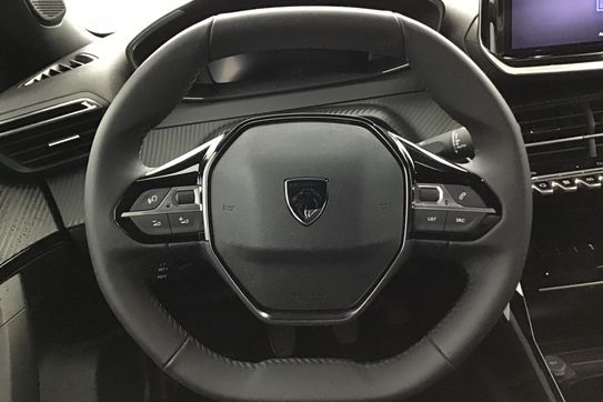 Peugeot 2008 ALLURE 1.2 PureTech