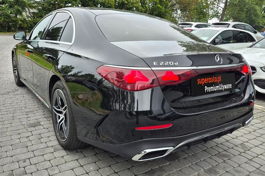 Mercedes Klasa E 220 d mHEV AMG 9G-Tronic