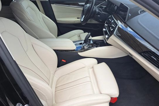 BMW Seria 5 520d xDrive mHEV Luxury Line aut