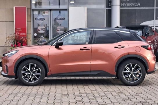 Lexus LBX Hybrid Cool