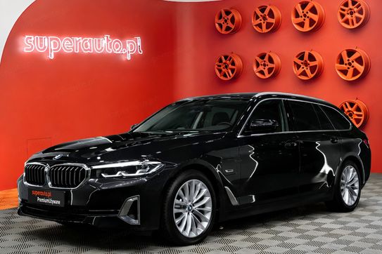 BMW Seria 5 Touring 530e Luxury Line xDrive
