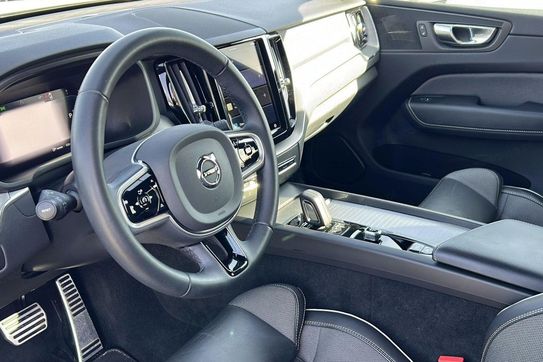 Volvo XC60 B4 D AWD R-Design aut