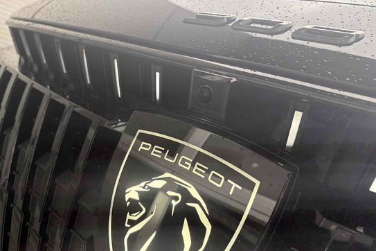 Peugeot 308 GT Exclusive S&S e-DCS6 1.2 mHEV