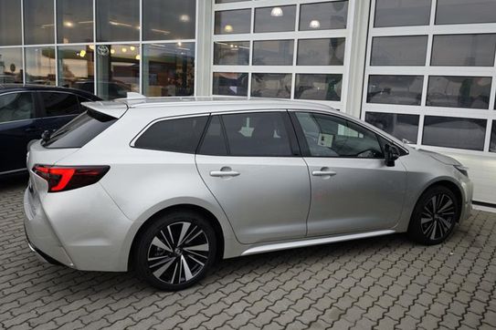 Toyota Corolla Style 1.8 Hybrid