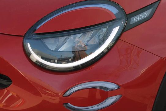 Fiat 600 Icon 1.2 Turbo Hybrid eDCT