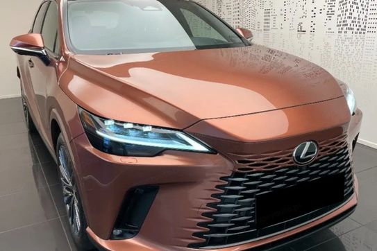 Lexus RX 350h Omotenashi