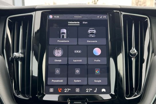 Volvo XC60 B5 B AWD Plus Dark aut