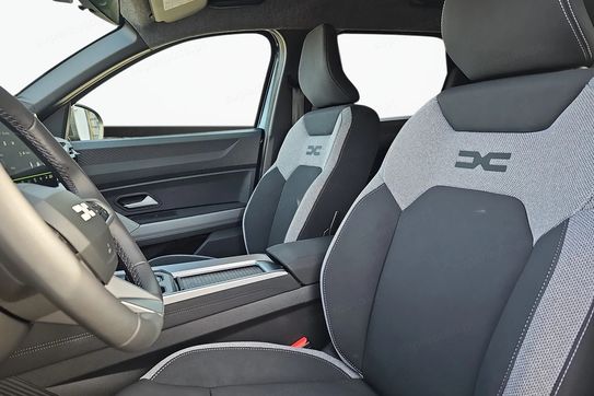 Dacia Bigster 1.8 Full Hybrid Journey MMT