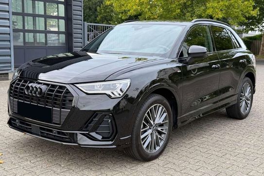 Audi Q3 35 TFSI S line