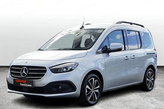 Mercedes T klasa T180d AT