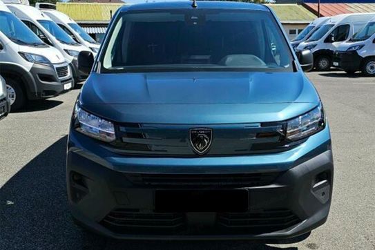 Peugeot Partner Van L2H1 Zabudowa Brygadowa EAT8