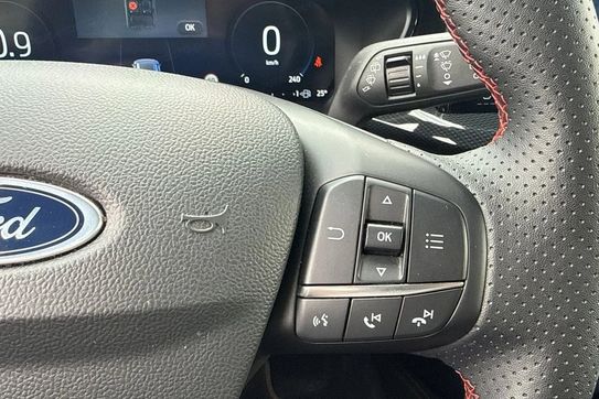 Ford Focus EcoBoost mHEV ST-Line X
