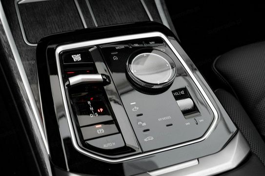 BMW Seria 7 740d xDrive