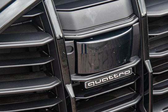 Audi Q7 50 TDI quattro S Line