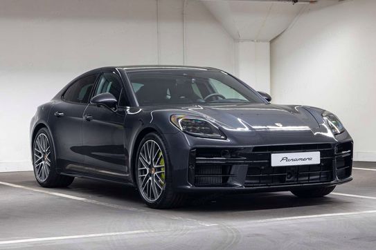 Porsche Panamera 4S E-Hybrid