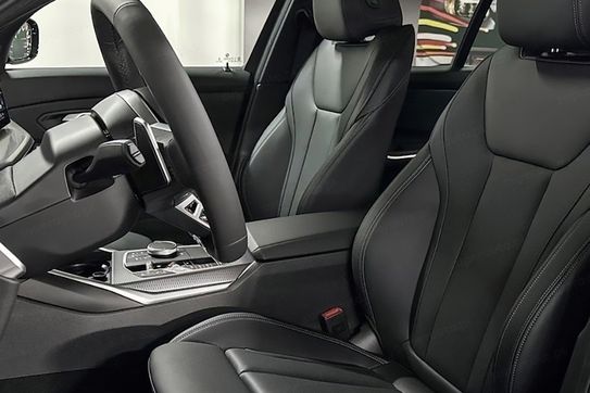 BMW Seria 3 318i M Sport