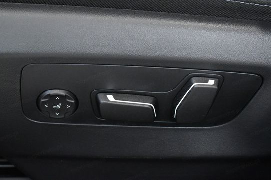 BMW Seria 5 520i mHEV M Sport aut