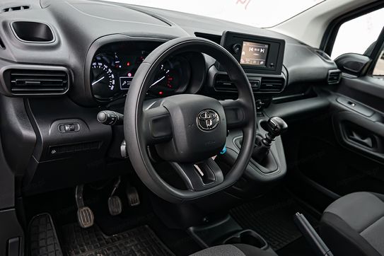 Toyota Proace City Verso Long Combi