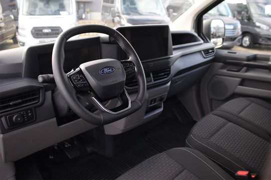 Ford Transit Custom Kombi M1 320 L2H1 Trend A8