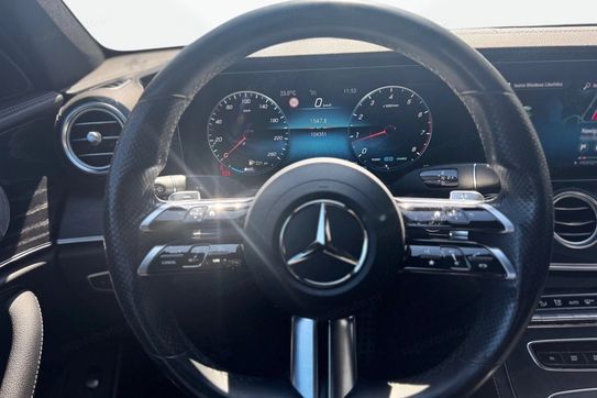 Mercedes Klasa E 200 4MATIC AMG Line
