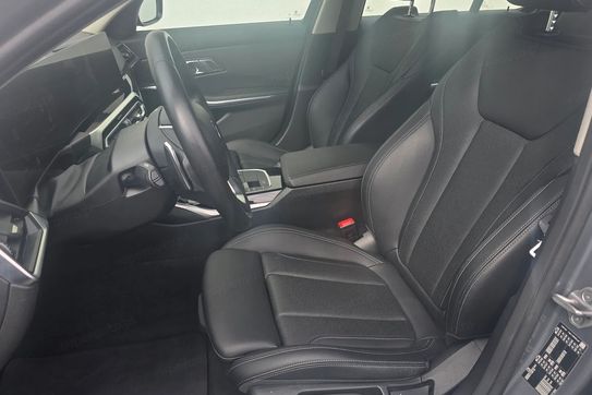 BMW Seria 3 318i