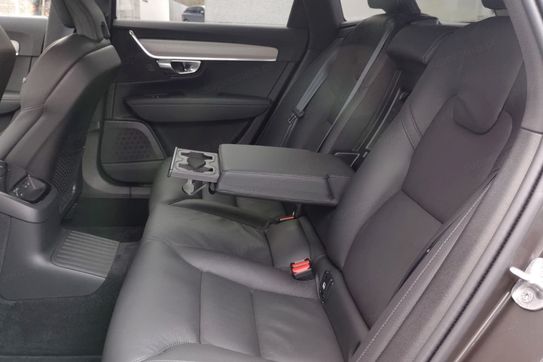 Volvo V90 T6 AWD Plug-In Hybrid Core aut