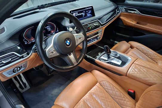 BMW Seria 7 740d xDrive