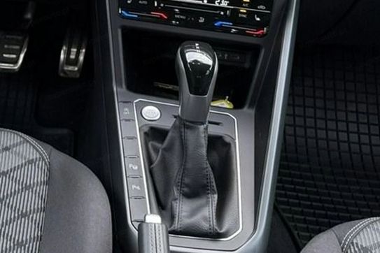 Volkswagen Taigo 1.0 Tsi r-Line Dsg