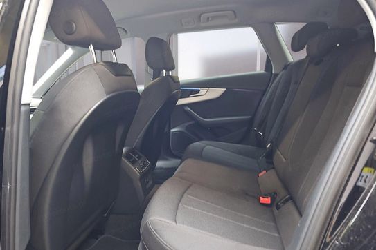 Audi A4 35 TDI mHEV Advanced S tronic