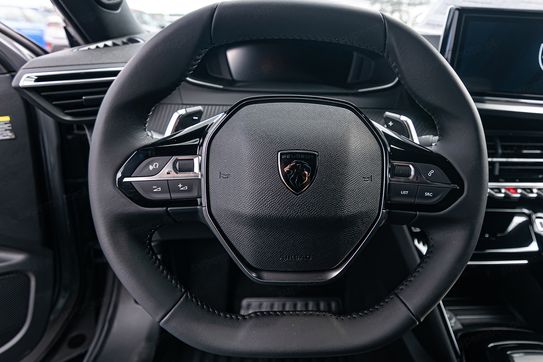 Peugeot 2008 Allure e-DCS 1.2 mHEV