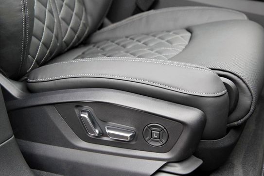 Audi Q7 50 TDI quattro S Line