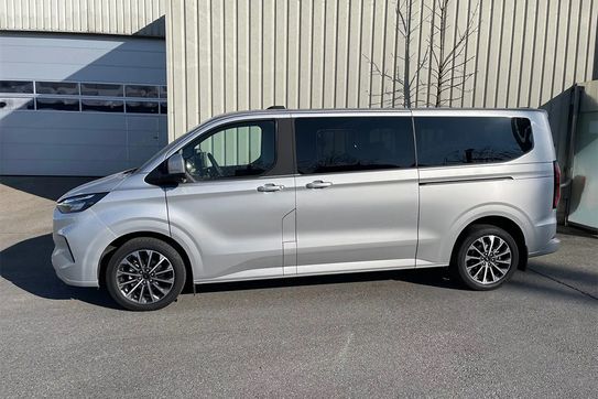 Ford Tourneo Custom L2H1 Titanium X 320 A8
