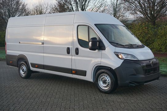 Peugeot Boxer Heavy L4H2 AT8