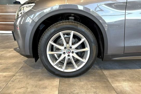 Alfa Romeo Stelvio Turbo Executive Q4