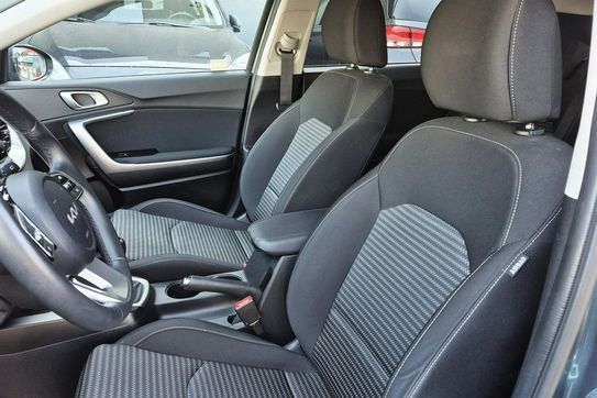 Kia Ceed 1.5 T-GDI M