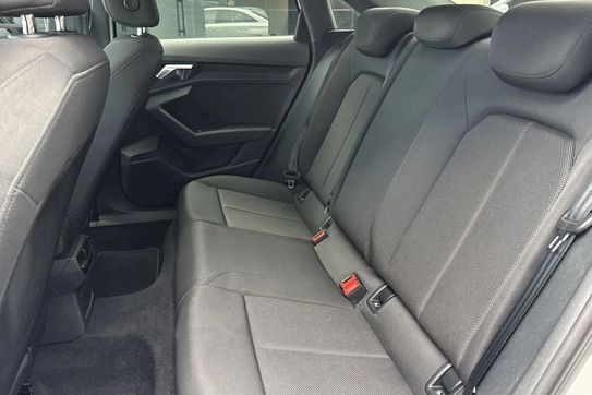 Audi A3 35 TFSI mHEV Advanced S tronic