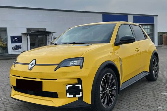Renault 5 Urban Range Techno