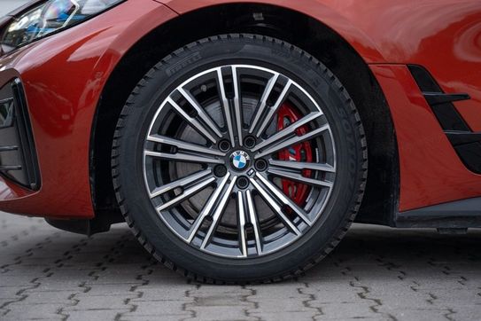 BMW i4 eDrive35