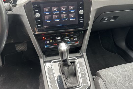 Volkswagen Passat Business 1.5 TSI EVO  DSG