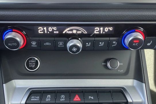 Audi Q3 35 TFSI mHEV Advanced S tronic