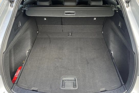 Toyota Corolla 1.8 Hybrid Style