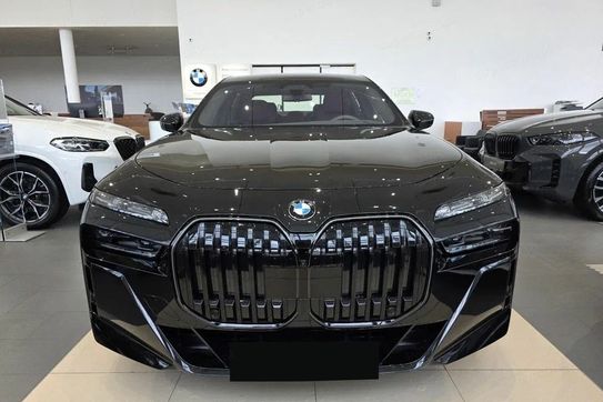 BMW Seria 7 740d xDrive M Sport