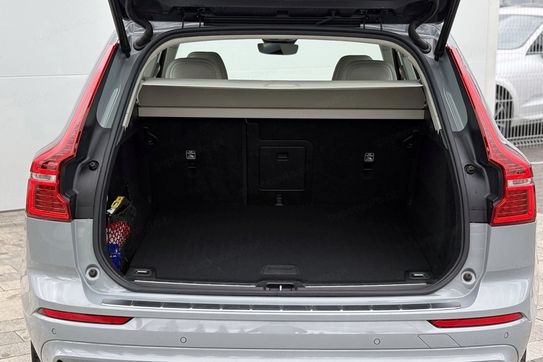 Volvo XC60 B4 D Plus Dark