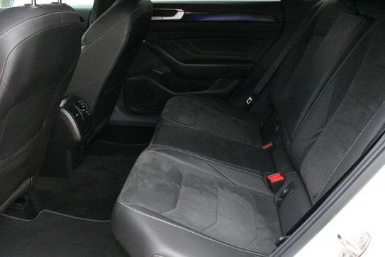 Volkswagen Arteon 2.0 TDI R-Line DSG