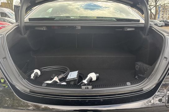 Mercedes Klasa E 300 de Business Edition