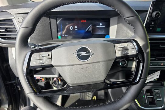 Opel Vivaro XL L2H1 EAT8